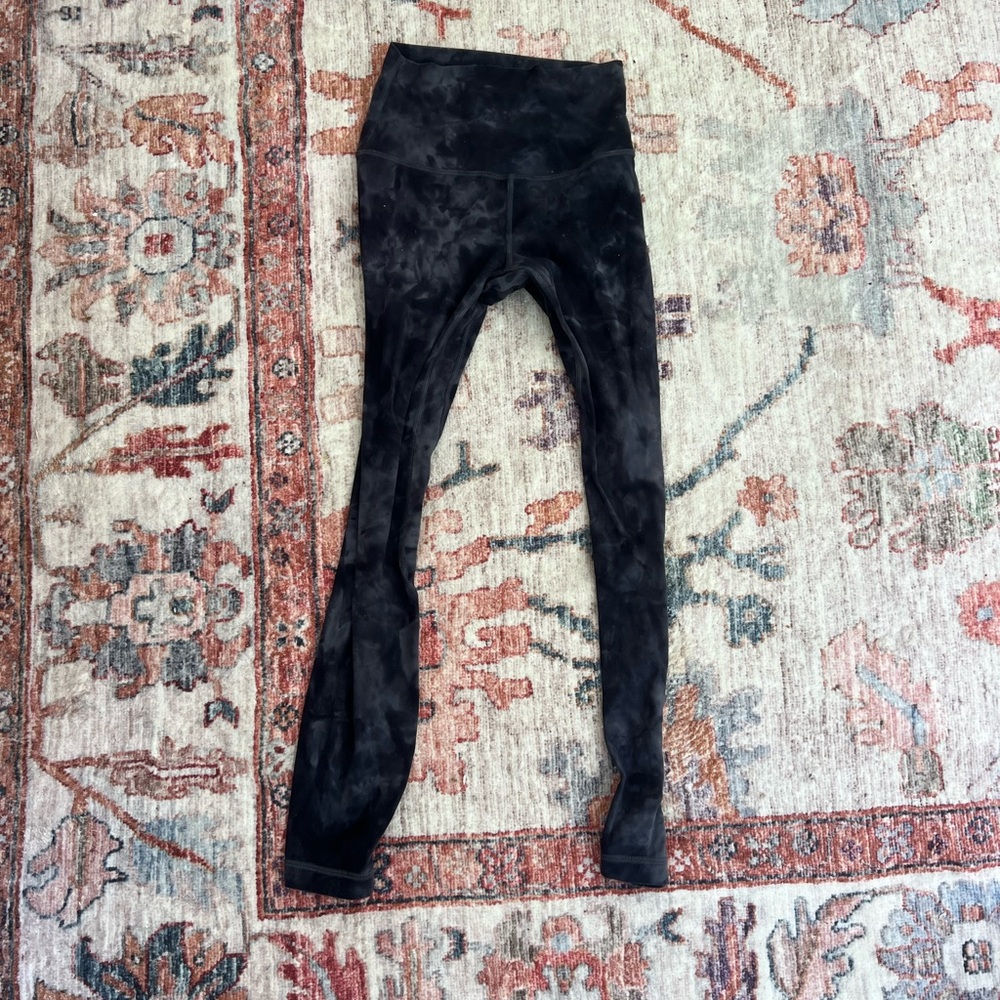 Lululemon Athletica Black Tie-Dye Leggings